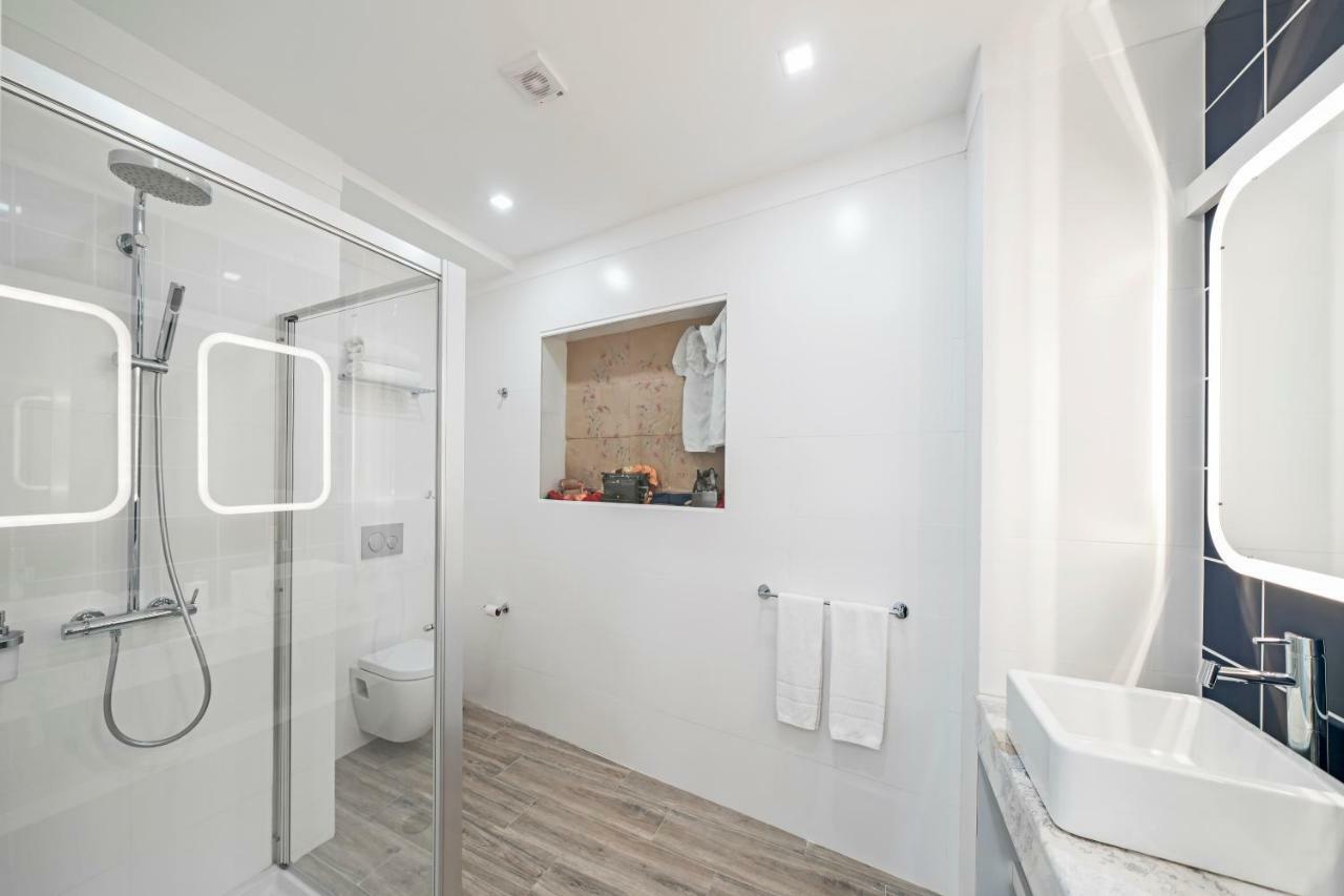 Drapes Design Apartments By An Island Apart Funchal  Ngoại thất bức ảnh