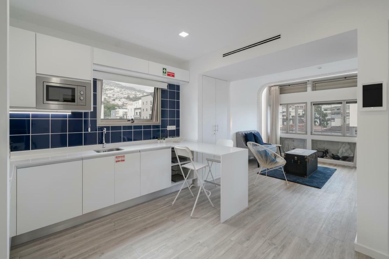 Drapes Design Apartments By An Island Apart Funchal  Ngoại thất bức ảnh